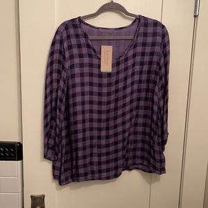 Cut loose purple blouse. NWT